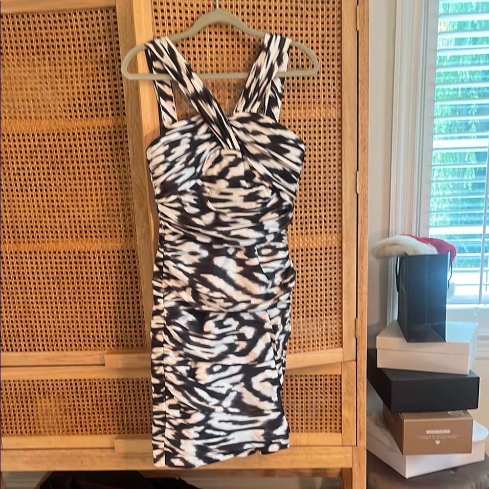 Carmen Marc Valvo Black and White Ruched Halter Sheath Dress